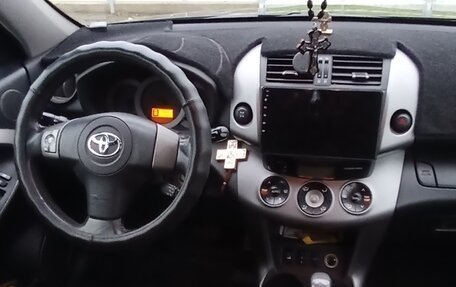 Toyota RAV4, 2006 год, 850 000 рублей, 11 фотография
