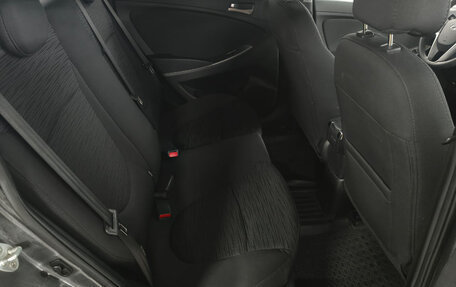 Hyundai Solaris II рестайлинг, 2015 год, 1 049 000 рублей, 19 фотография