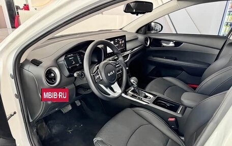KIA K3, 2022 год, 1 600 000 рублей, 7 фотография
