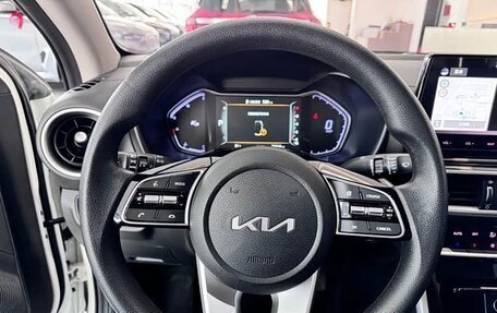 KIA K3, 2022 год, 1 600 000 рублей, 8 фотография