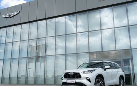 Toyota Highlander, 2025 год, 6 590 000 рублей, 10 фотография