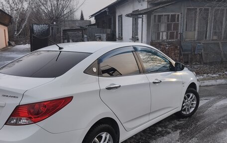 Hyundai Solaris II рестайлинг, 2012 год, 960 000 рублей, 2 фотография