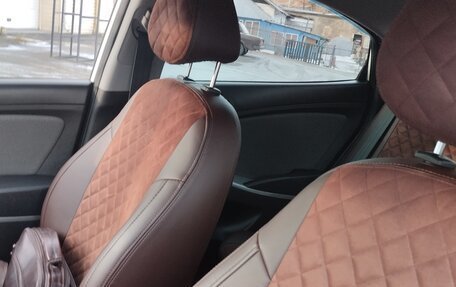 Hyundai Solaris II рестайлинг, 2012 год, 960 000 рублей, 8 фотография