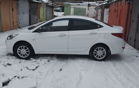 Hyundai Solaris II рестайлинг, 2012 год, 960 000 рублей, 15 фотография