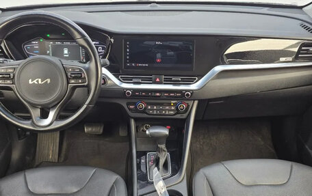 KIA Niro I, 2021 год, 1 520 325 рублей, 6 фотография