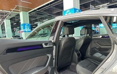 Volkswagen Passat CC, 2024 год, 4 300 000 рублей, 16 фотография