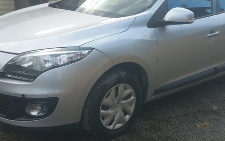 Renault Megane III, 2013 год, 750 000 рублей, 3 фотография