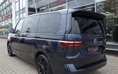 Volkswagen Multivan, 2022 год, 6 300 000 рублей, 7 фотография