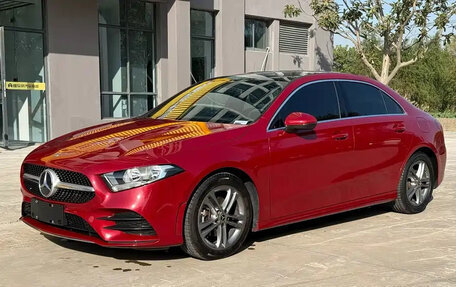 Mercedes-Benz A-Класс, 2022 год, 1 420 000 рублей, 1 фотография