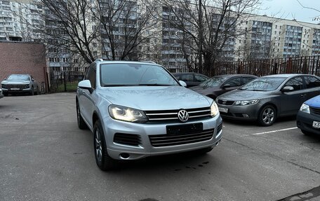 Volkswagen Touareg III, 2010 год, 2 800 000 рублей, 1 фотография