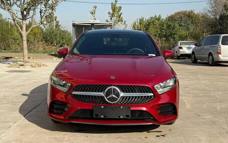 Mercedes-Benz A-Класс, 2022 год, 1 420 000 рублей, 2 фотография