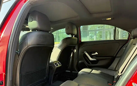 Mercedes-Benz A-Класс, 2022 год, 1 420 000 рублей, 8 фотография