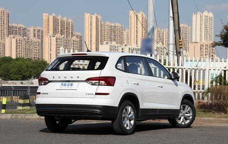 Skoda Karoq I, 2025 год, 1 891 001 рублей, 6 фотография