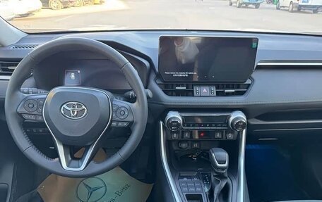 Toyota RAV4, 2024 год, 4 000 000 рублей, 8 фотография