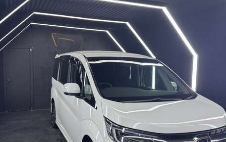 Honda Stepwgn IV, 2021 год, 3 500 000 рублей, 3 фотография