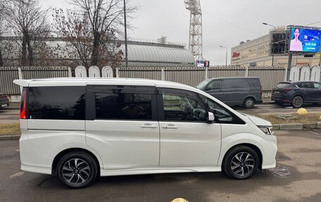 Honda Stepwgn IV, 2021 год, 3 500 000 рублей, 7 фотография