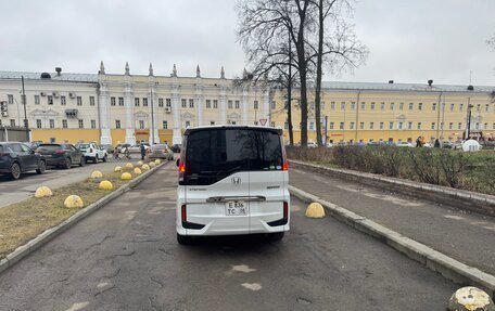 Honda Stepwgn IV, 2021 год, 3 500 000 рублей, 9 фотография