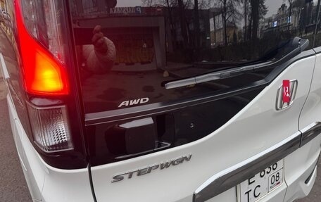 Honda Stepwgn IV, 2021 год, 3 500 000 рублей, 10 фотография