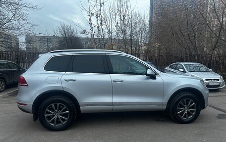 Volkswagen Touareg III, 2010 год, 2 800 000 рублей, 6 фотография