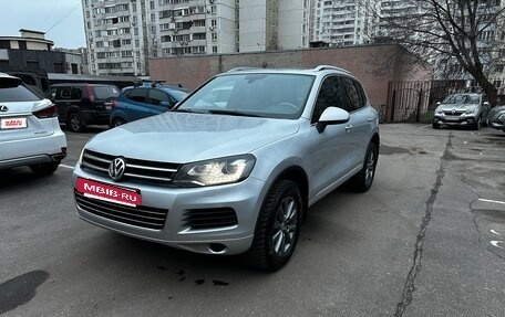 Volkswagen Touareg III, 2010 год, 2 800 000 рублей, 2 фотография