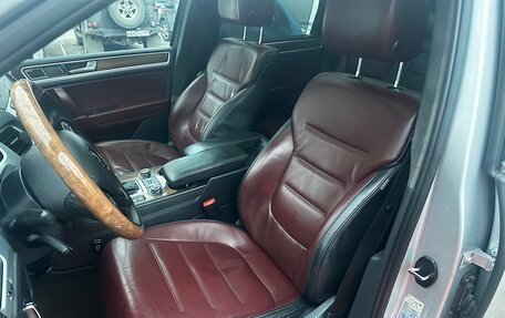 Volkswagen Touareg III, 2010 год, 2 800 000 рублей, 11 фотография