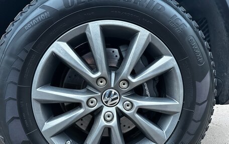 Volkswagen Touareg III, 2010 год, 2 800 000 рублей, 20 фотография