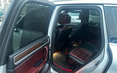 Volkswagen Touareg III, 2010 год, 2 800 000 рублей, 14 фотография