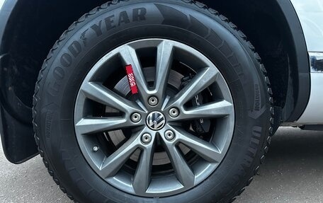 Volkswagen Touareg III, 2010 год, 2 800 000 рублей, 21 фотография