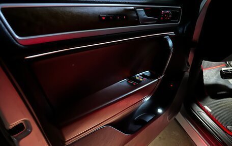 Volkswagen Touareg III, 2010 год, 2 800 000 рублей, 25 фотография