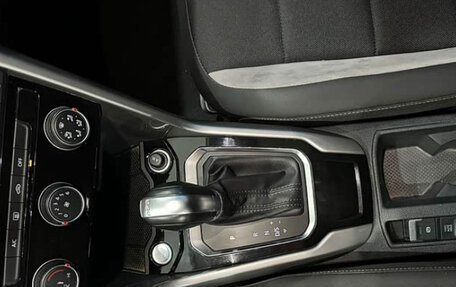 Volkswagen T-Roc I, 2022 год, 1 540 000 рублей, 10 фотография