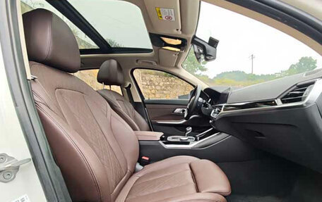 BMW 3 серия, 2021 год, 2 710 000 рублей, 11 фотография