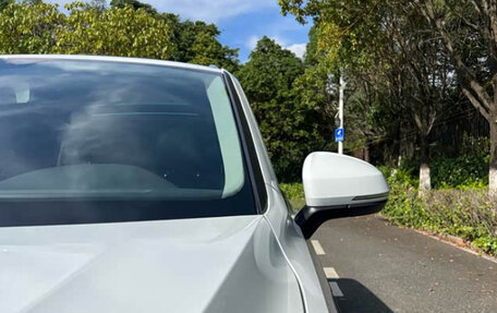 Volkswagen Tiguan II, 2022 год, 2 630 000 рублей, 17 фотография