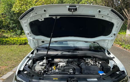 Volkswagen Tiguan II, 2022 год, 2 630 000 рублей, 22 фотография