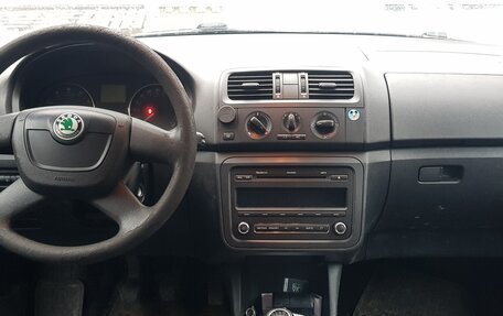 Skoda Fabia II, 2012 год, 430 000 рублей, 5 фотография