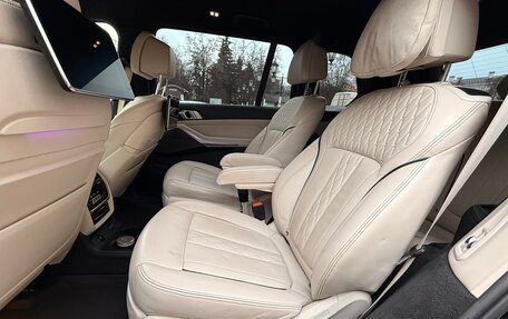 BMW X7, 2019 год, 5 900 000 рублей, 28 фотография