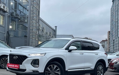 Hyundai Santa Fe IV, 2018 год, 2 699 000 рублей, 2 фотография