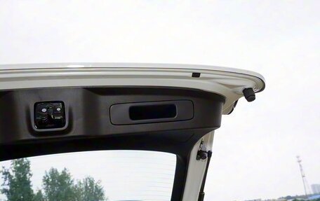 Honda Vezel, 2025 год, 2 116 001 рублей, 10 фотография