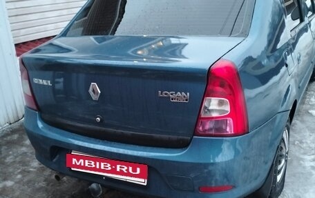 Renault Logan I, 2013 год, 370 000 рублей, 3 фотография