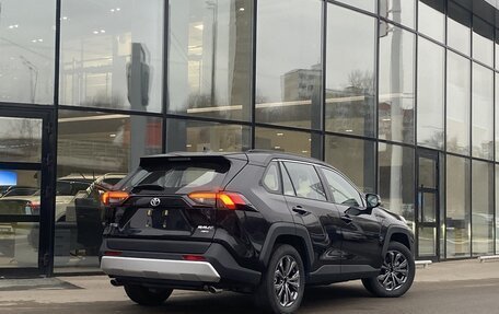 Toyota RAV4, 2025 год, 4 270 000 рублей, 2 фотография