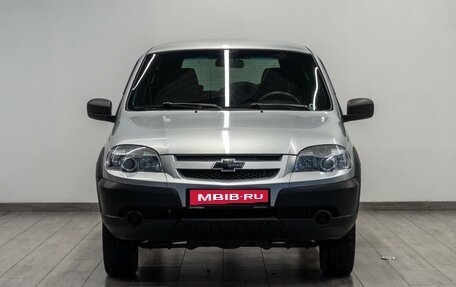 Chevrolet Niva I рестайлинг, 2019 год, 799 000 рублей, 3 фотография