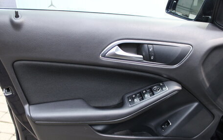 Mercedes-Benz GLA, 2018 год, 1 945 000 рублей, 18 фотография