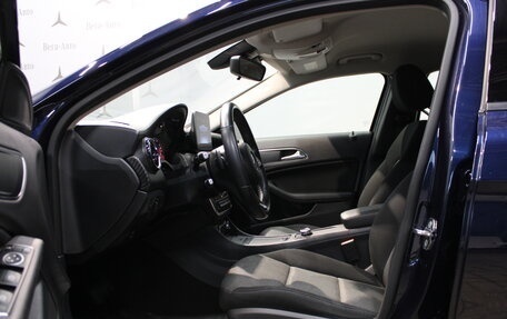 Mercedes-Benz GLA, 2018 год, 1 945 000 рублей, 15 фотография