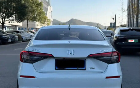 Honda Civic, 2022 год, 1 300 000 рублей, 5 фотография