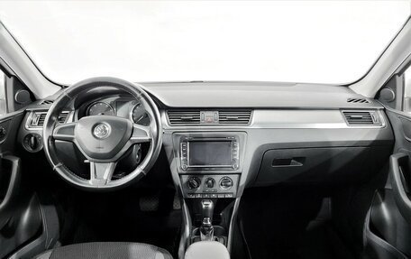 Skoda Rapid I, 2014 год, 870 000 рублей, 5 фотография