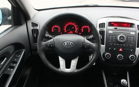 KIA cee'd I рестайлинг, 2010 год, 687 000 рублей, 17 фотография