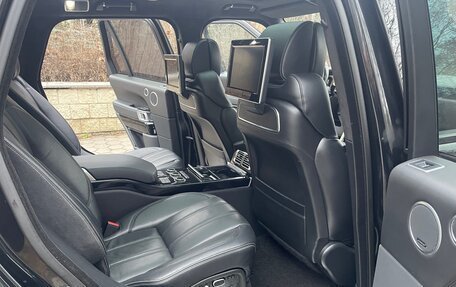 Land Rover Range Rover IV рестайлинг, 2015 год, 5 500 000 рублей, 12 фотография