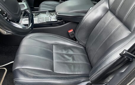 Land Rover Range Rover IV рестайлинг, 2015 год, 5 500 000 рублей, 11 фотография