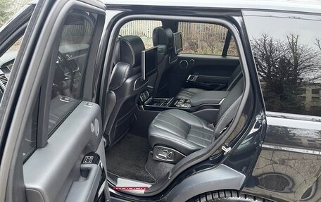 Land Rover Range Rover IV рестайлинг, 2015 год, 5 500 000 рублей, 15 фотография