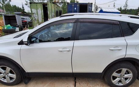 Toyota RAV4, 2019 год, 2 800 000 рублей, 3 фотография