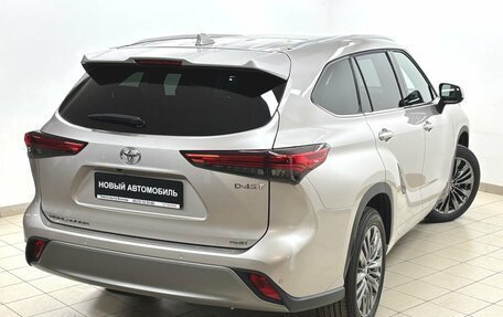 Toyota Highlander, 2025 год, 6 300 000 рублей, 9 фотография